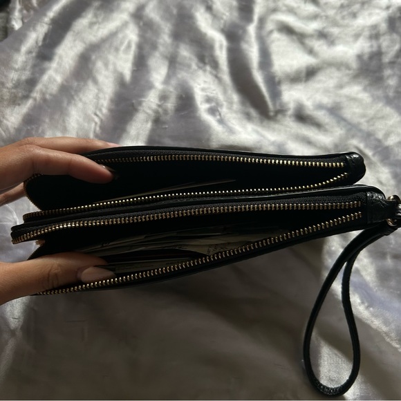 Coach Wristlet - Picture 3 of 4
